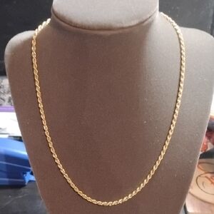 Classic Gold Rope Chain Necklace Costume Jewelry Unbranded